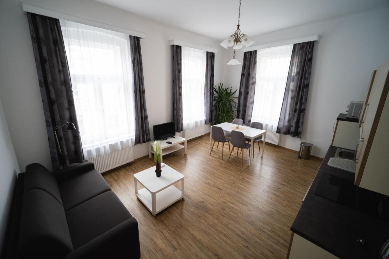 Apartmany 21 Тршебонь Экстерьер фото